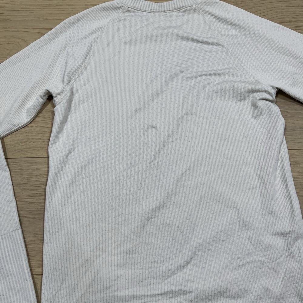 Lululemon White Long Sleeve Tee - Picture 12 of 12